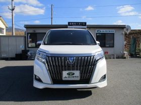 TOYOTA ESQUIRE GI PREMIUM 2021 HYBRID PEARL