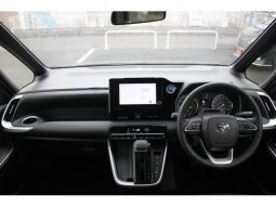 TOYOTA VOXY S-G 2022 HYBRID BLACK