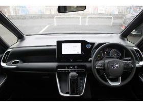 TOYOTA VOXY S-G 2022 HYBRID BLACK