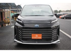 TOYOTA VOXY S-G 2022 HYBRID BLACK