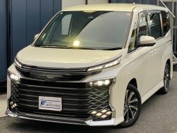 TOYOTA VOXY S-Z 2022 HYBRID PEARL WHITE