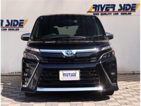 TOYOTA VOXY ZS KIRAMEKI 3 2021 HYBRID BLACK