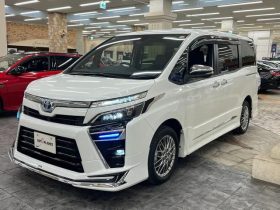 TOYOTA VOXY ZS KIRAMEKI 3 2021 HYBRID WHITE