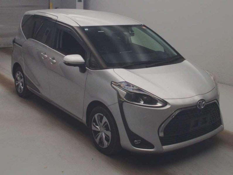 Toyota Sienta 2021 G Quero Hybrid Silver