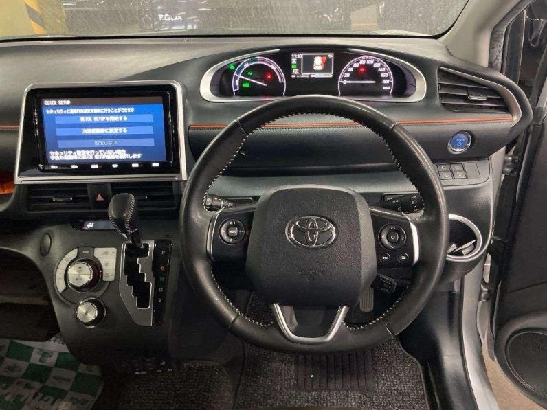 Toyota Sienta 2021 G Quero Hybrid Silver