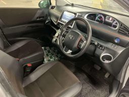 Toyota Sienta G Quero 2021 Silver Hybrid