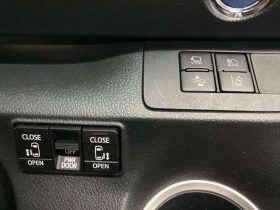 Toyota Sienta 2021 G Quero Hybrid Silver