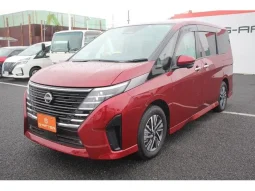 NISSAN SERENA E-POWER LUXION HYBRID