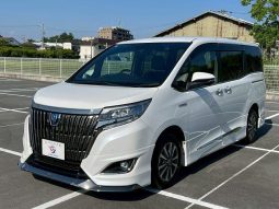 2021 Toyota Esquire GI Premium Hybrid