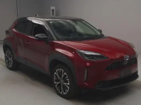 2021 TOYOTA YARIS CROSS Z PACKAGE RED TWO TONE HYBRID
