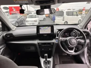 7 Seater Car in Bangladesh