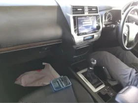 2023 TOYOTA LAND CRUISER PRADO TX L-P 2700CC