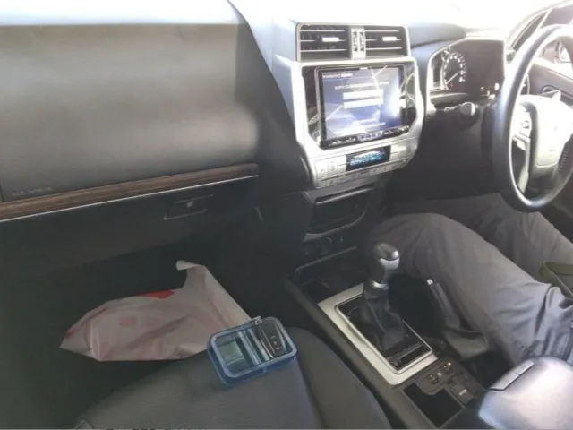 Toyota Vellfire Price in Bangladesh (2026) – Luxury MPV Buyer’s Guide