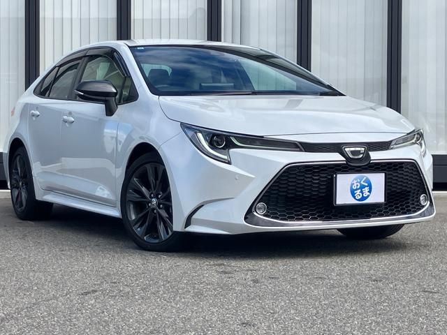 TOYOTA COROLLA HYBRID WxB 2021 White