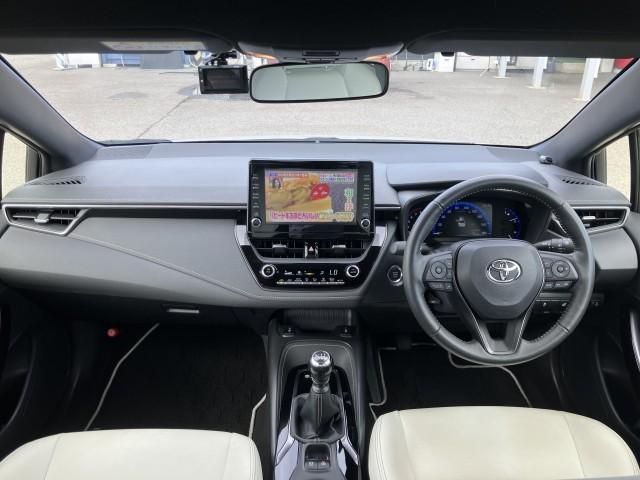 TOYOTA COROLLA HYBRID WxB 2021 White