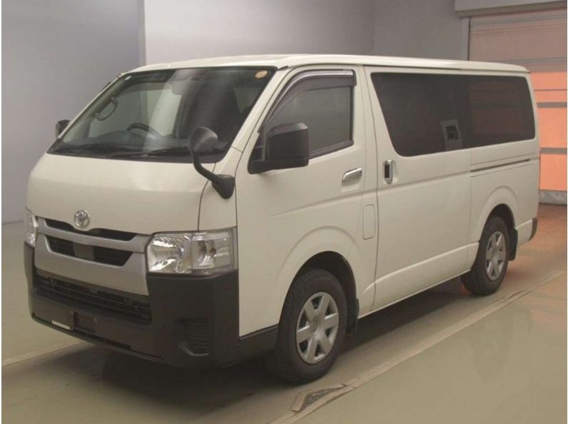 Toyota Hiace 2021 DX White
