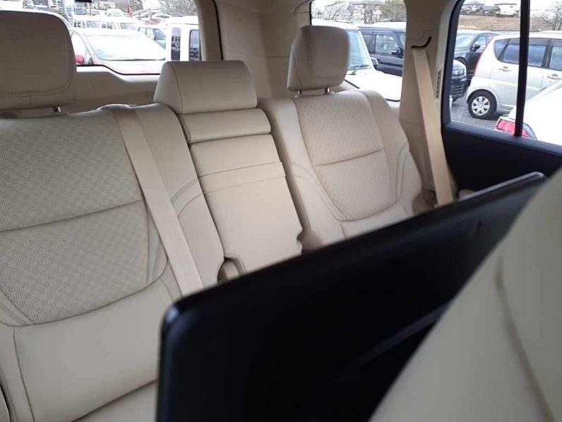 Toyota Land Cruiser 2022 ZX 4WD Pearl White (LC 300)