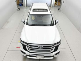 Toyota Land Cruiser 2022 ZX 4WD Pearl White (LC 300)