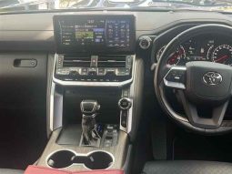 Toyota Land Cruiser LC 300 ZX 2021 Black Non-Hybrid 4WD