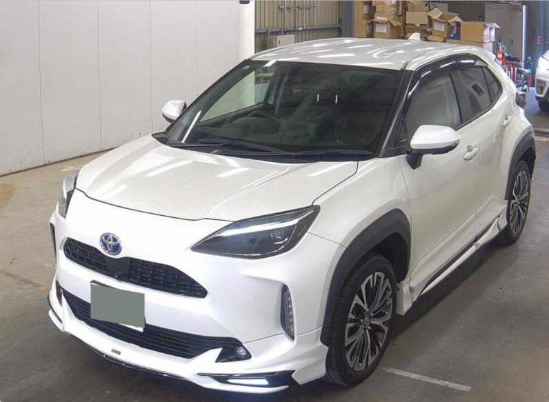2022 Toyota Yaris Cross Z Hybrid Pearl White