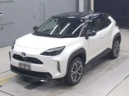 2021 TOYOTA YARIS CROSS Z PACKAGE TWO TONE HYBRID
