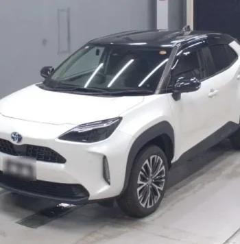 2021 TOYOTA YARIS CROSS Z PACKAGE TWO TONE HYBRID