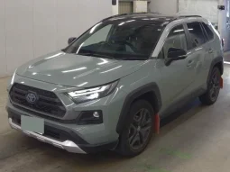 2022 Toyota Rav4 Adventure Hybrid Green Gray