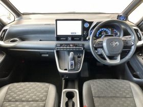 Toyota Voxy S-Z 2022 Black Hybrid