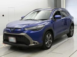 2021 Toyota Corolla Cross Z Hybrid Blue