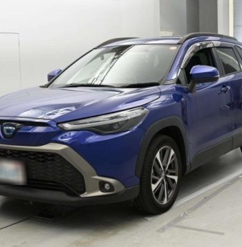 2021 Toyota Corolla Cross Z Hybrid front side