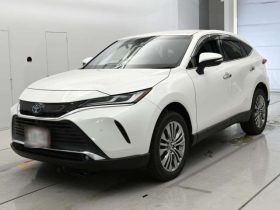 2021 Toyota Harrier Z Package Hybrid Pearl White