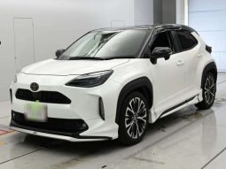 2021 Toyota Yaris Cross Z Hybrid Pearl