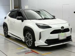 2021 Toyota Yaris Cross Z Hybrid Pearl
