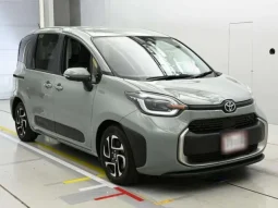 2022 TOYOTA SIENTA Z
