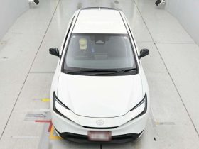 Toyota Prius X 2023 Hybrid White