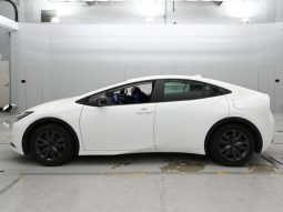 Toyota Prius X 2023 Hybrid White