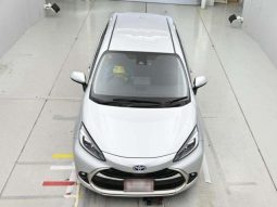 TOYOTA AQUA Z 2021 SILVER HYBRID