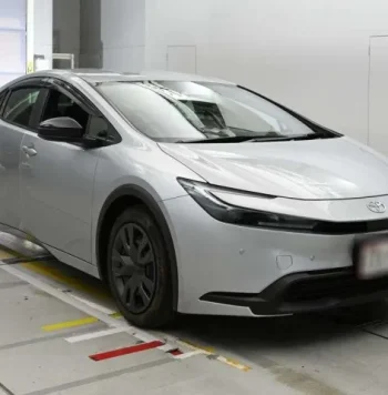 TOYOTA PRIUS X 2023 SILVER HYBRID RIGHT FRONT
