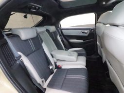 Honda Vezel Z eHEV Play Hybrid 2021 Beige