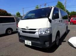 TOYOTA HIACE DX 2021 WHITE NON-HYBRID