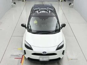 TOYOTA YARIS CROSS Z PACKAGE HYBRID 2021 PEARL TWO TONE