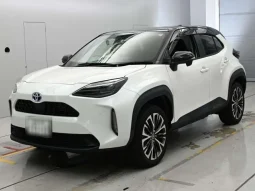 TOYOTA YARIS CROSS Z PACKAGE HYBRID 2021 PEARL TWO TONE