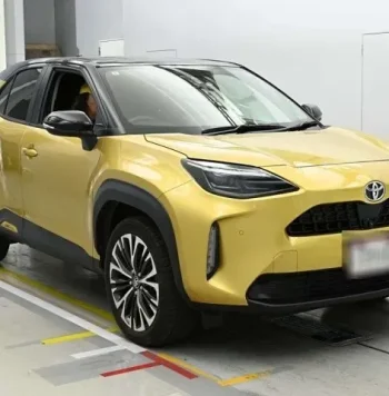 TOYOTA YARIS CROSS Z PACKAGE 2021 GOLDEN DUEL TONE HYBRID FRONT RIGHT