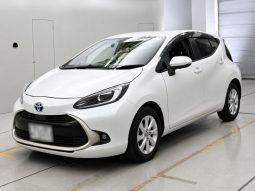 Toyota Aqua Z Package 2021 Pearl Hybrid