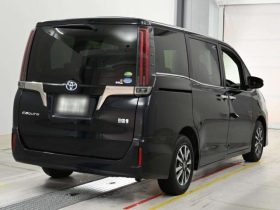 Toyota Esquire Gi Premium 2021 Hybrid Black