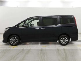 Toyota Esquire Gi Premium 2021 Hybrid Black