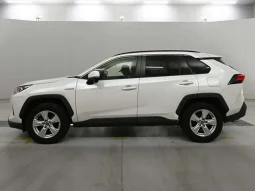 Toyota Rav4 X 2021 Hybrid White