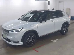Honda Vezel Play Edition 2022 Pearl E:HEV