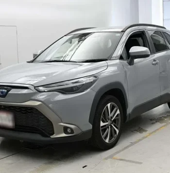Toyota Corolla Cross Z 2021 Hybrid Grey Front Side