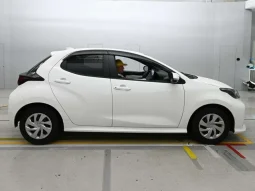 Toyota Yaris X Package 2021 White Hybrid